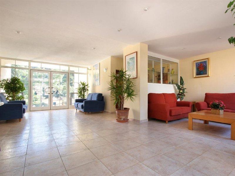 Pinos Altos Apartments Cala de Sant Vicenc Екстериор снимка