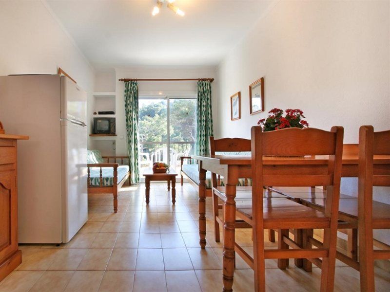 Pinos Altos Apartments Cala de Sant Vicenc Екстериор снимка