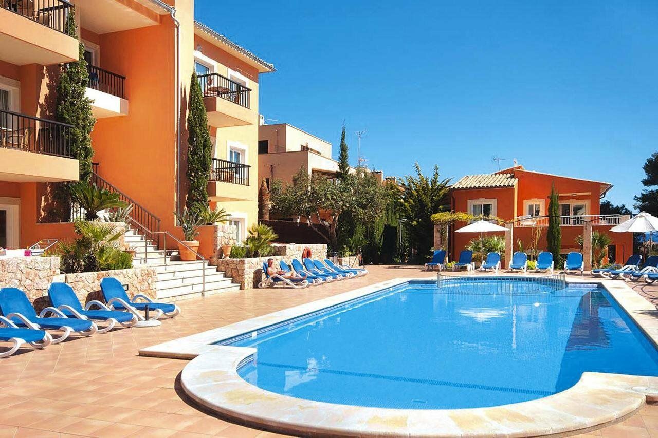 Pinos Altos Apartments Cala de Sant Vicenc Екстериор снимка